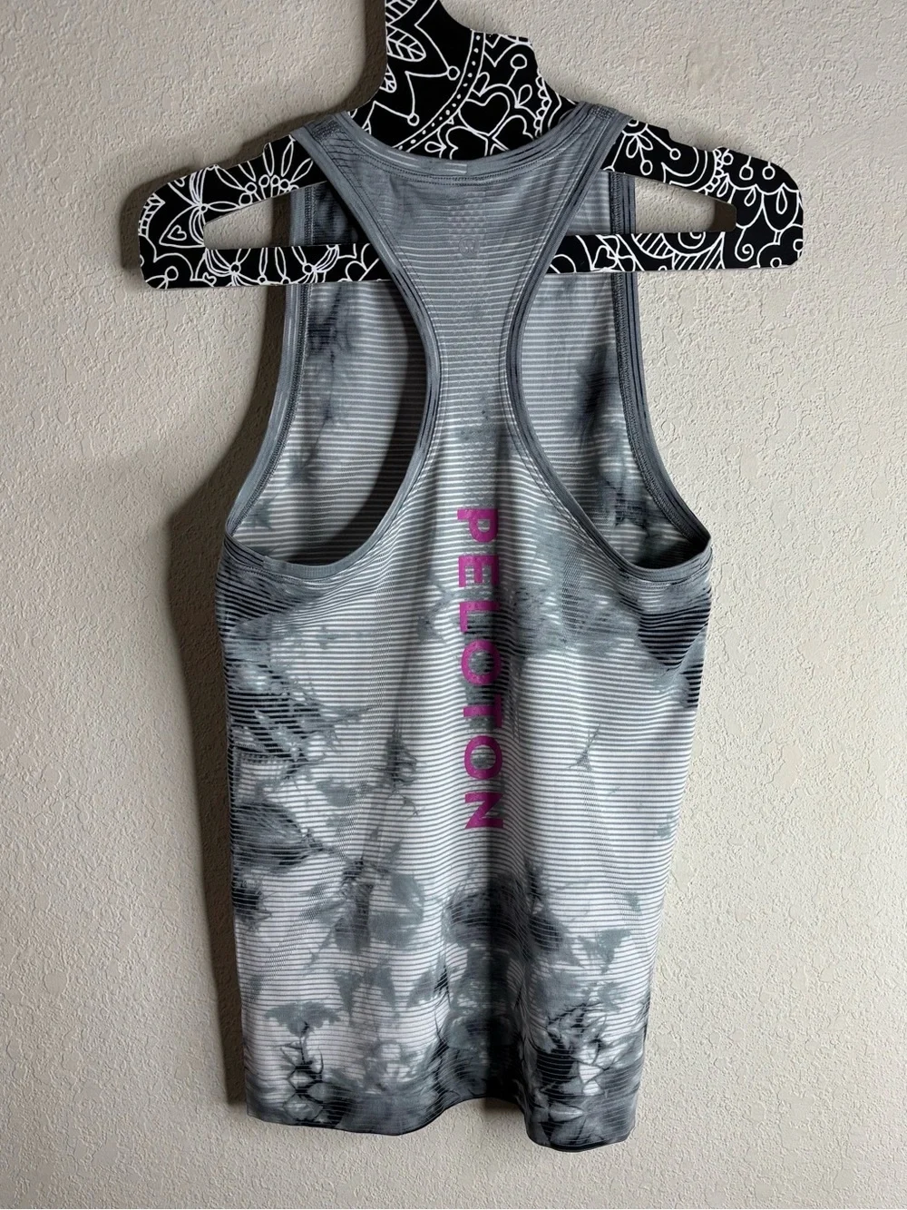 Lululemon Swiftly  x Peloton Tech Tank 2.0 Wash Shibori Stripe Grey